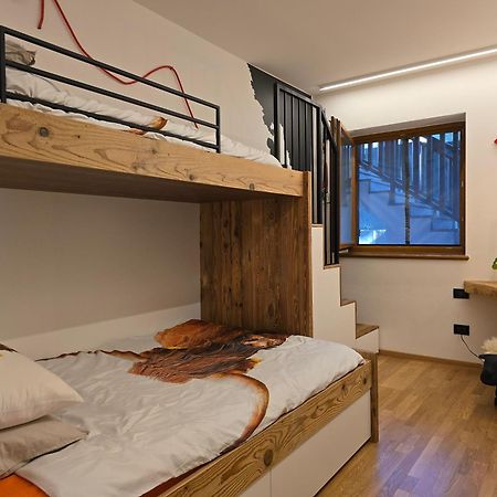 Dolomiten Lounge - Moderno Con Parcheggio Privato แปร์จีนา วัลซูกานา ภายนอก รูปภาพ