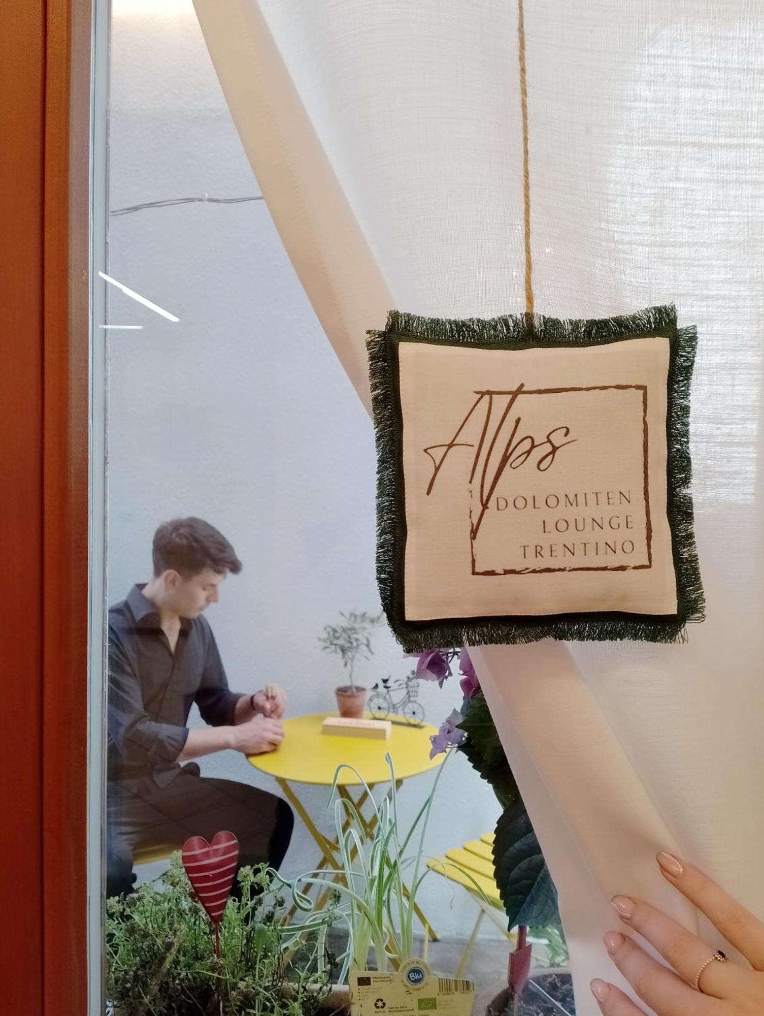 Dolomiten Lounge - Moderno Con Parcheggio Privato แปร์จีนา วัลซูกานา ภายนอก รูปภาพ
