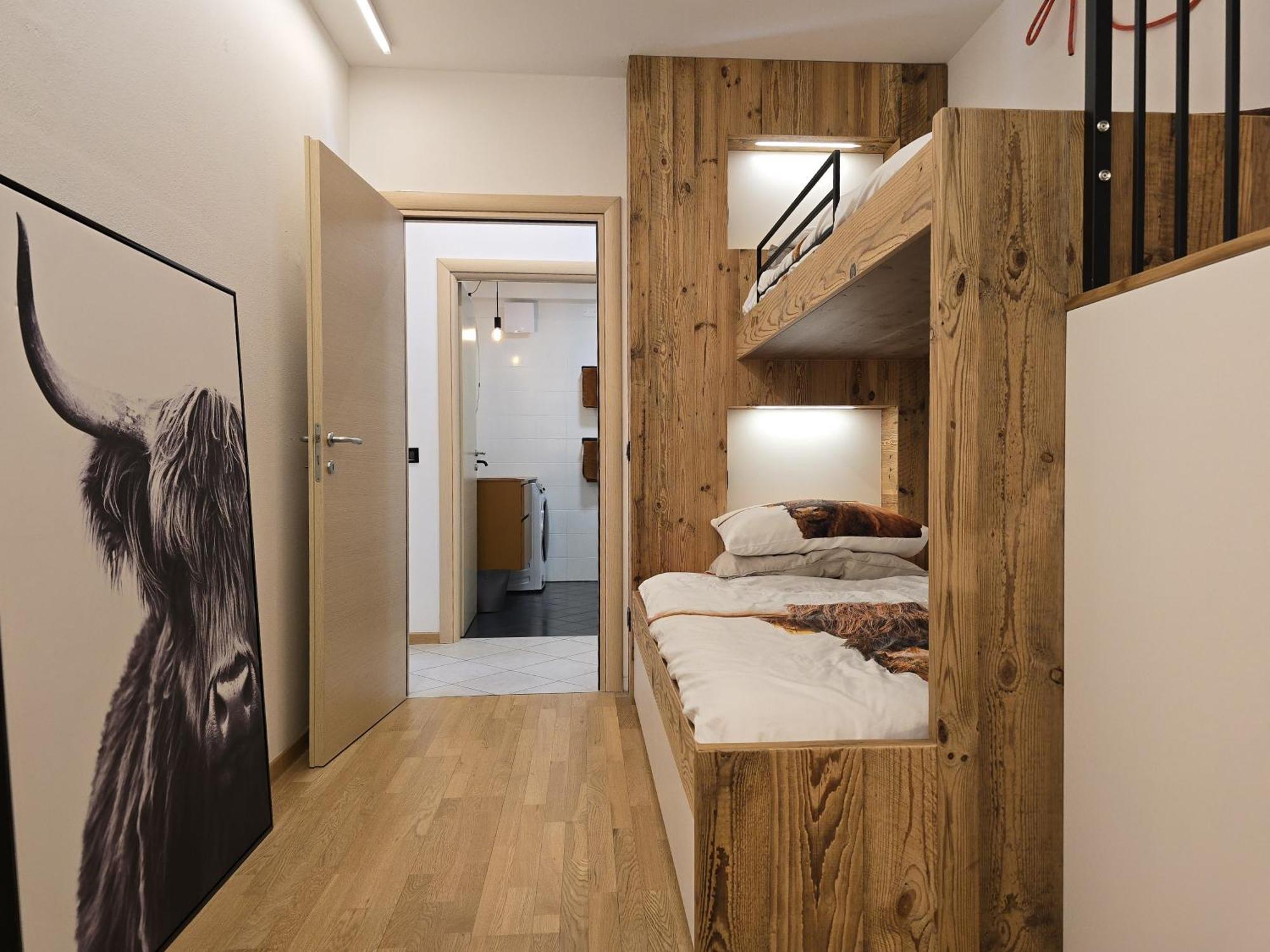 Dolomiten Lounge - Moderno Con Parcheggio Privato แปร์จีนา วัลซูกานา ภายนอก รูปภาพ